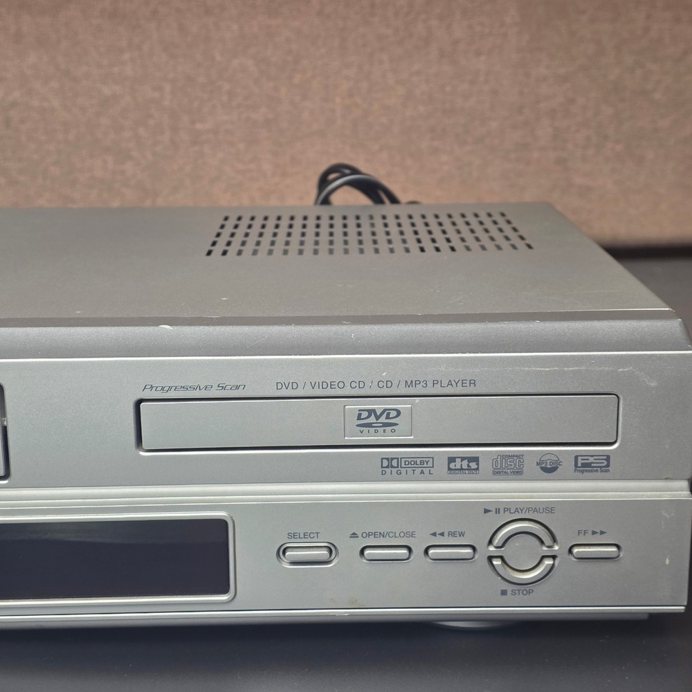 Daewoo DVD VCR Combo Player Silver DV-6T955B 6-Head Hi-Fi VHS CD WORKS - Picture 4 of 7